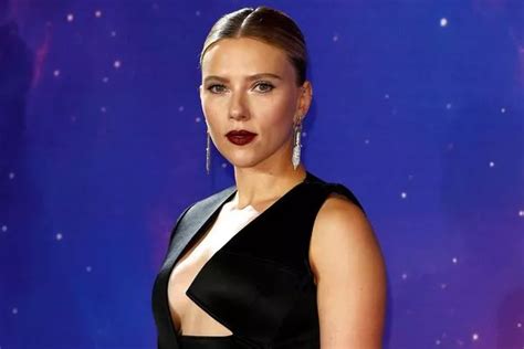 scarlet johanson nude|Scarlett Johansson Nude Photos & Videos